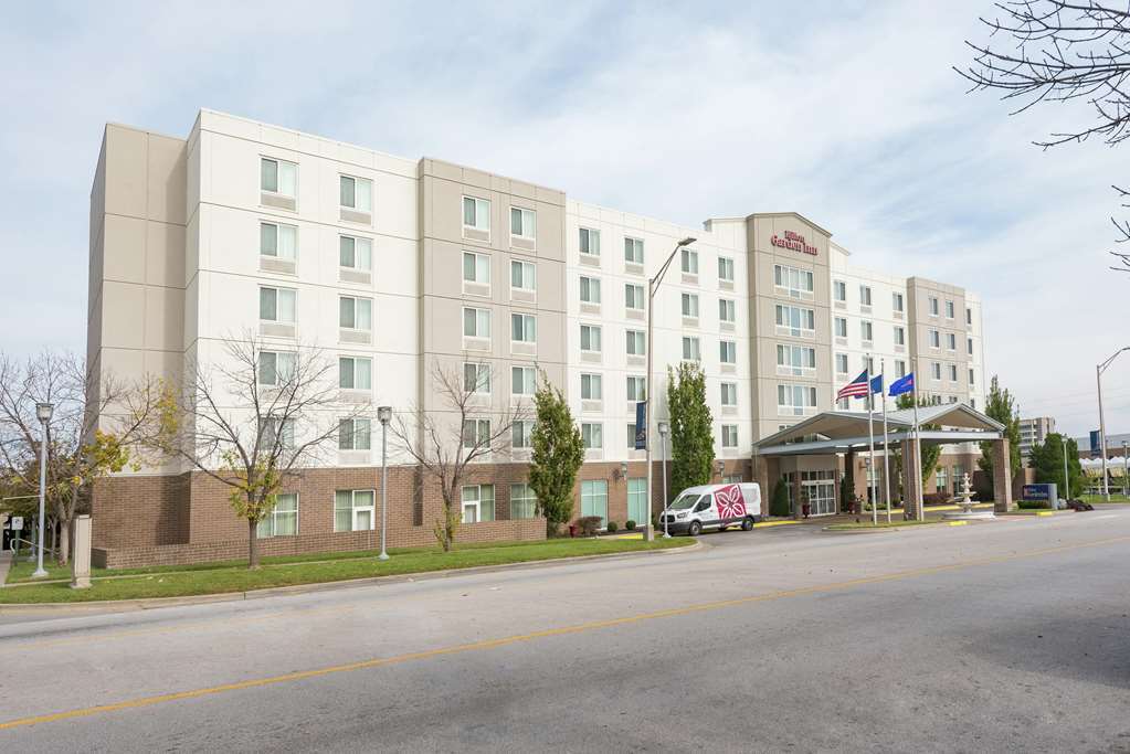 Hilton Garden Inn Kansas City/Kansas Exterior foto